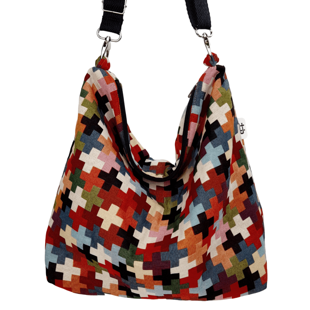 cristina-alba-bolso-hobo-cruces-01