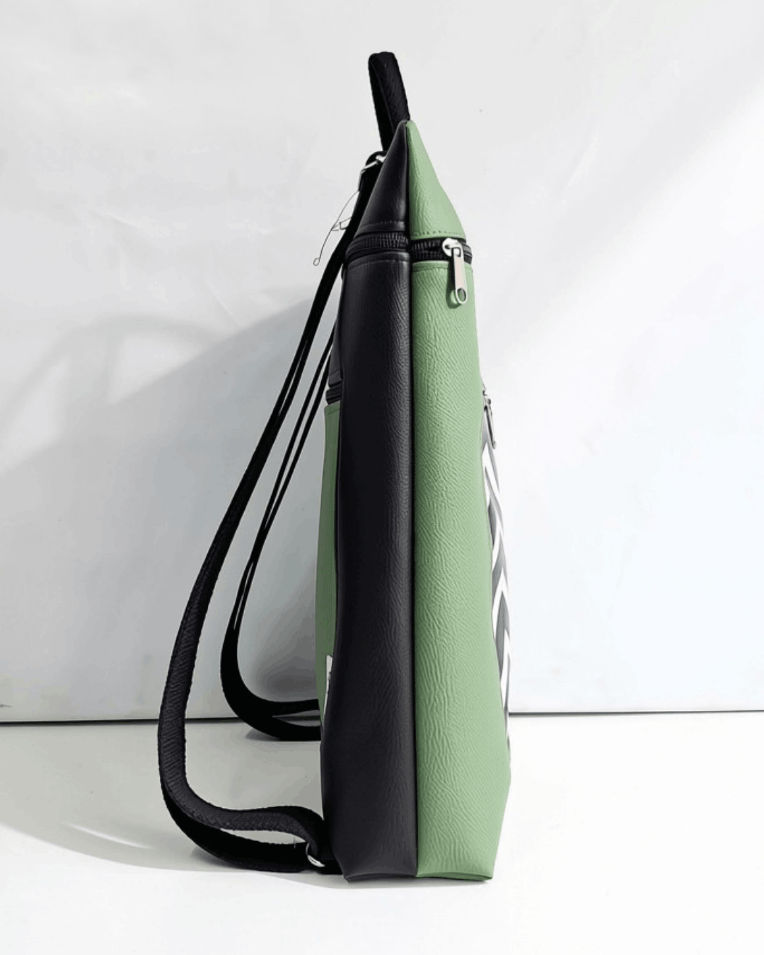 cristina-alba-mochila-mujer-antirrobo-reversible-104-negro-verde