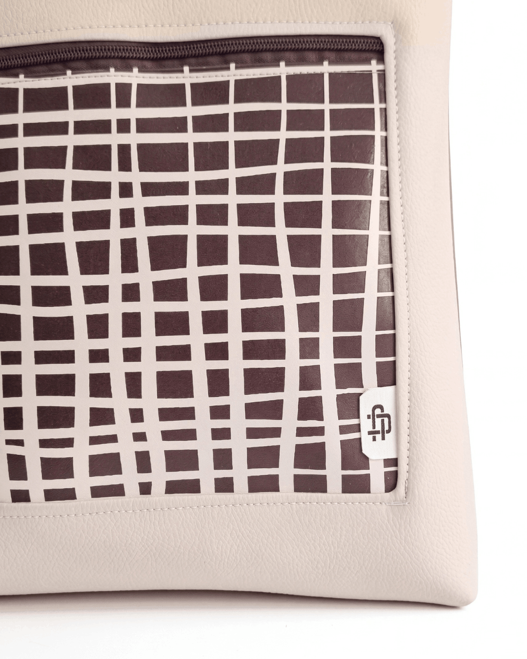 cristina-alba-mochila-mujer-antirrobo-reversible-123-marron-chocolate-marfil-hielo