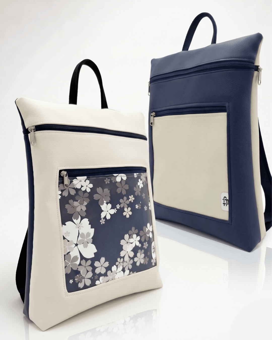 Mochila Antirrobo Reversible FLORECER | Crema y Azul Marino cristina-alba-mochila-mujer-antirrobo-reversible-125-crema-azul-marino