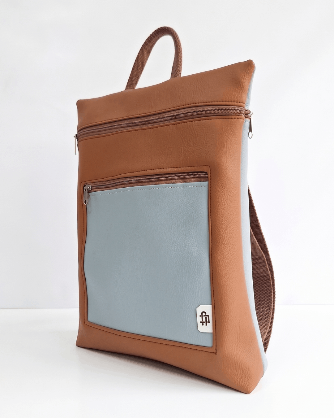 cristina-alba-mochila-mujer-antirrobo-reversible-167-marron-menta