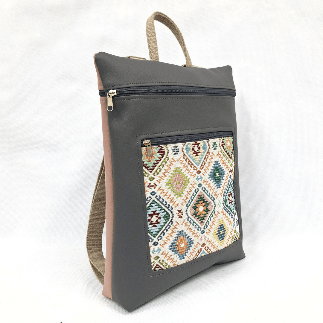 cristina-alba-mochila-reversible-antirrobo-impermeable-2026-125