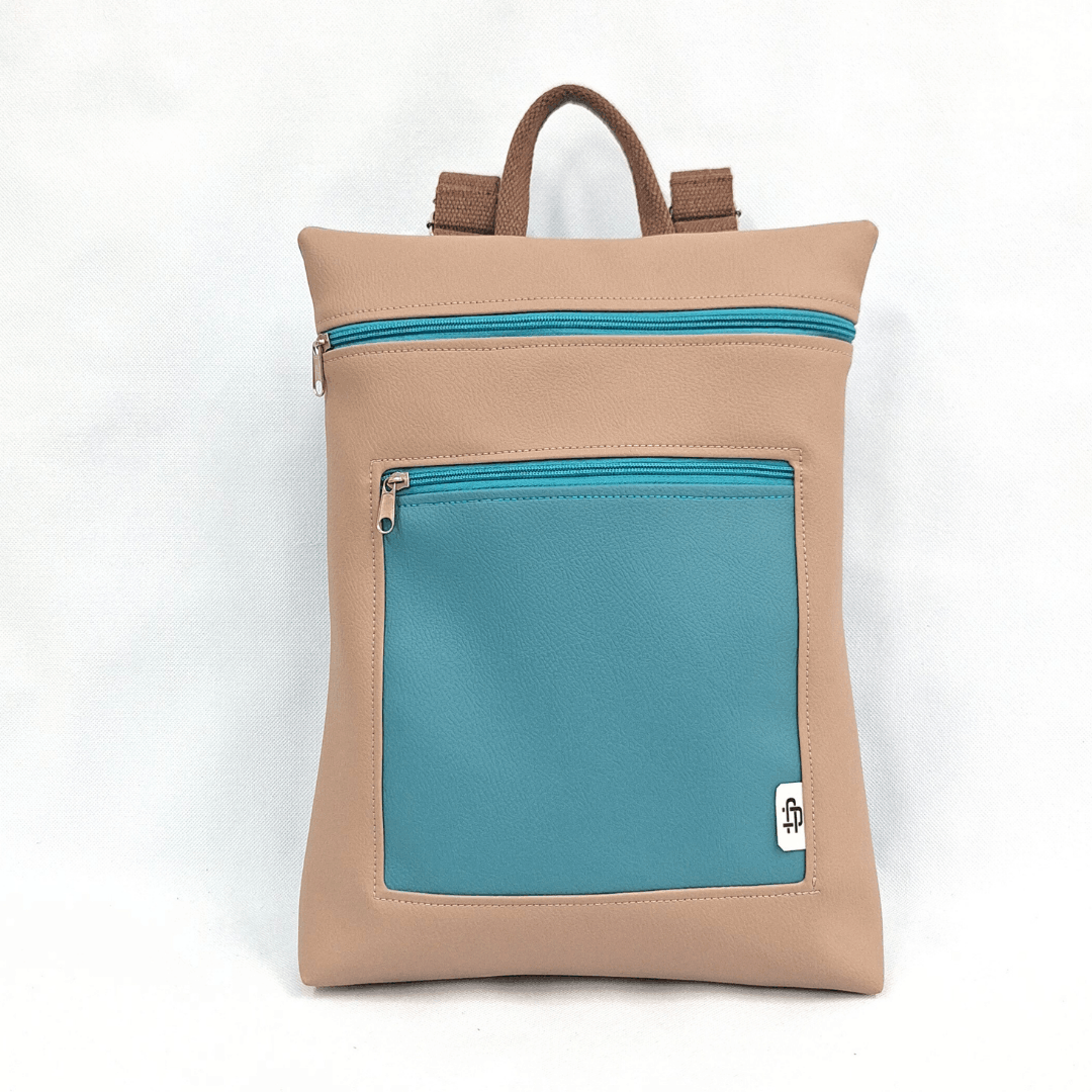 cristina-alba-mochila-reversible-antirrobo-impermeable-2026-37