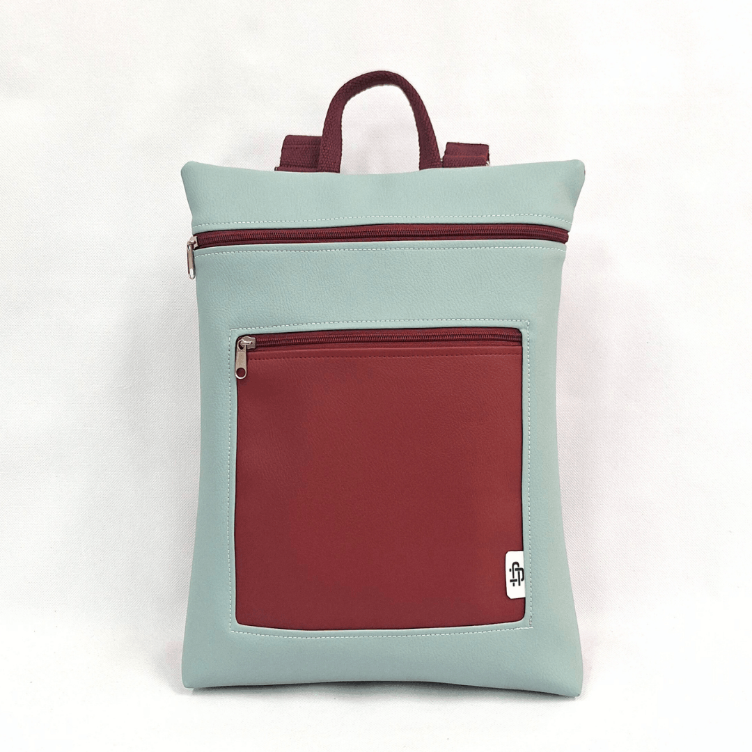 cristina-alba-mochila-reversible-antirrobo-impermeable-2026-45