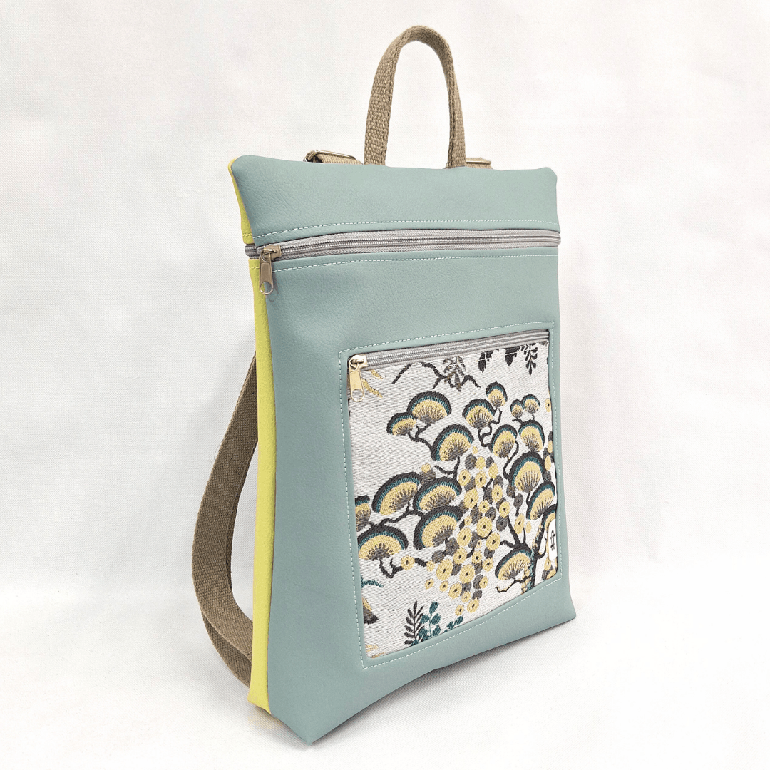 cristina-alba-mochila-reversible-antirrobo-impermeable-2026-50