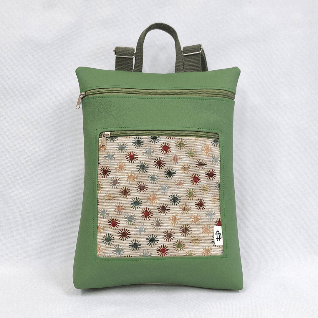 cristina-alba-mochila-reversible-antirrobo-impermeable-2026-73