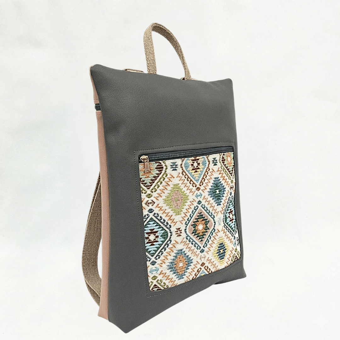 mochila-antirrobo-mujer-india-gris-matengo-rosa-empolvado-portada-cristina-alba