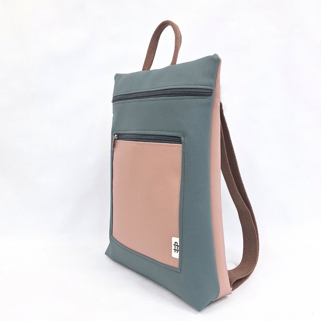 mochila-antirrobo-mujer-india-rosa-empolvado-gris-acero-cremallera-trasera-cristina-alba