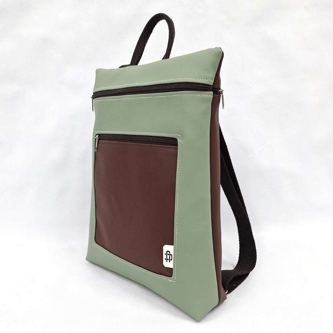 cristina-alba-mochila-reversible-antirrobo-impermeable-2026-122