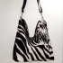 cristina-alba-bolso-hobo-cebra-04