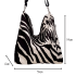 cristina-alba-bolso-hobo-cebra-01
